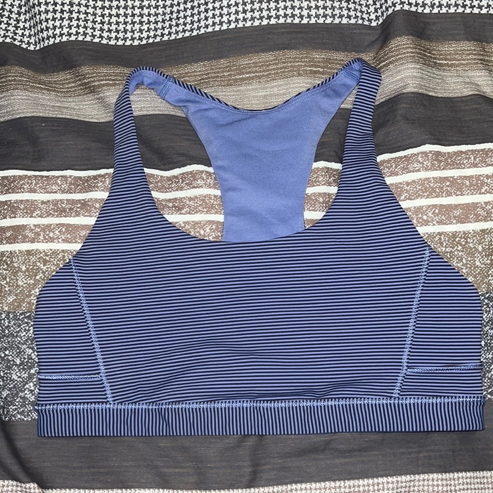 Lululemon sport bra